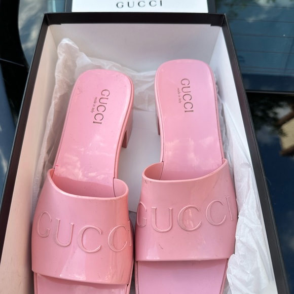 Gucci Rubber Slide PINK Size: IT 39 ( US size 9) WOMEN - Picture 2 of 8